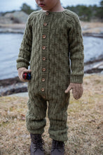 Load image into Gallery viewer, GarnLænke Jumpsuit (Danish)
