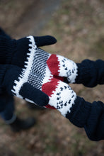 Load image into Gallery viewer, Norwegian Dream Mittens all sizes
