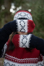 Load image into Gallery viewer, Norwegian Dream Mittens all sizes
