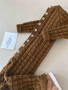 EikeNøtt Jumpsuit (knitting package)