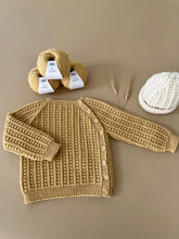 Load image into Gallery viewer, FlaxField ButtonSweater Baby
