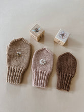 Load image into Gallery viewer, Apple Blossom Mittens (Danish)
