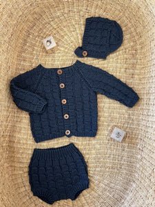 Oak Nut Jacket (knitting package)