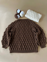 Load image into Gallery viewer, ChestNut Bud Sweater Woman
