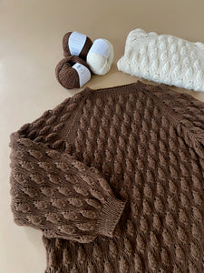 Chestnut Button Sweater / Junior (knitting package)