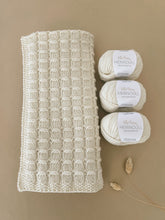 Load image into Gallery viewer, Oak Nut Baby Blanket (knitting package)
