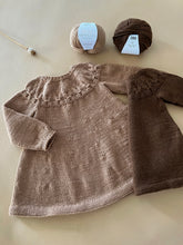 Load image into Gallery viewer, KornBånd Dance Dress (knitting package)
