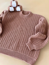 Load image into Gallery viewer, LinÅker Sweater / Women (knitting package)
