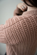 Load image into Gallery viewer, LinÅker Sweater / Women (knitting package)
