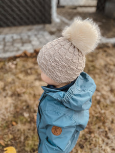 Acorn Hat (english)