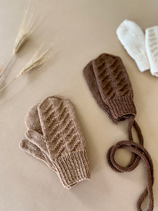 OatSprinkle Mittens