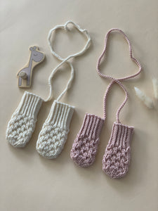 HeartLeaf Mittens