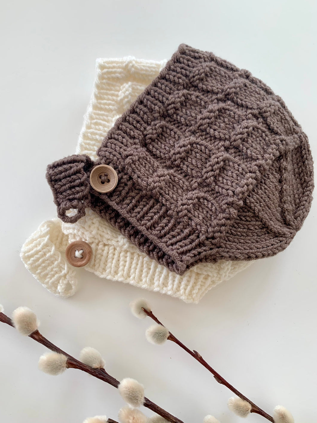 Acorn Bonnet (english)